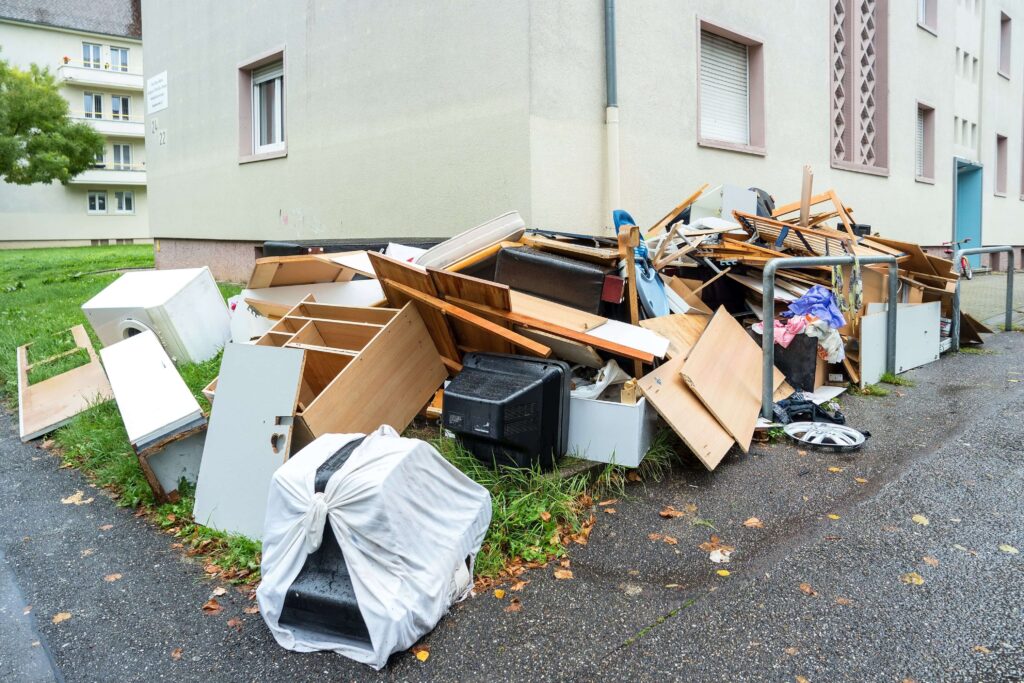 junk removal in dubai hills