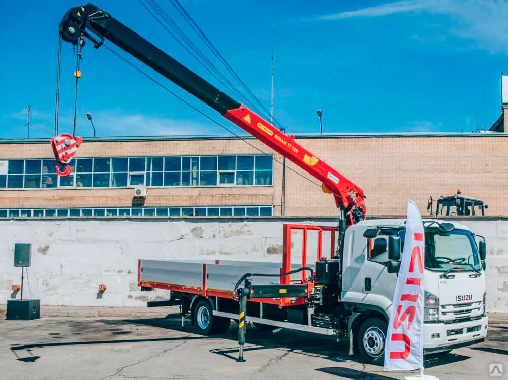 crane pickup for rent in sharjah crane truck rental service